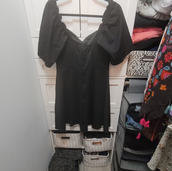 Romper style Dress Size large - Picture 2 of 4